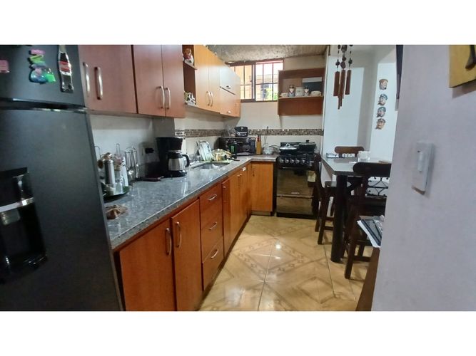 Casa de 3 alcobas en venta en Santa Maria No. 3, Itagüí, 80 m² · foto 2 de 15