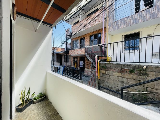 Casa de 4 alcobas en venta en Los Cerros El Vergel, Medellín, 162 m² · foto 12 de 20