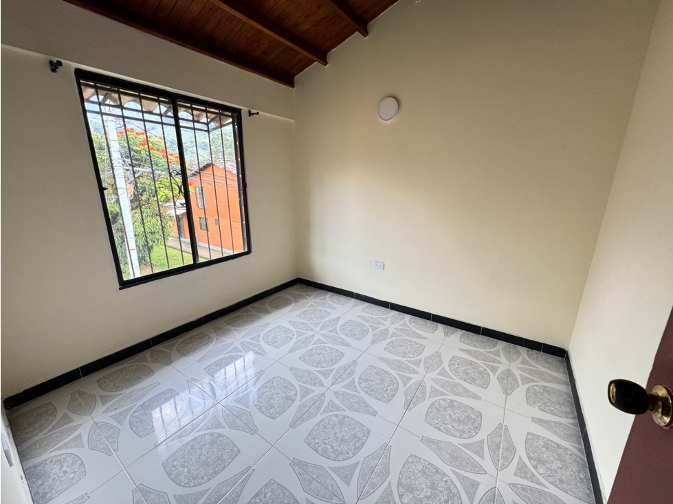 Apartamento en venta en San Antonio De Prado, Medellín · foto 12 de 15