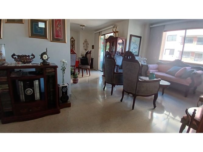 Apartamento de 4 alcobas en venta en Laureles, Medellín, 97 m² · foto 4 de 20