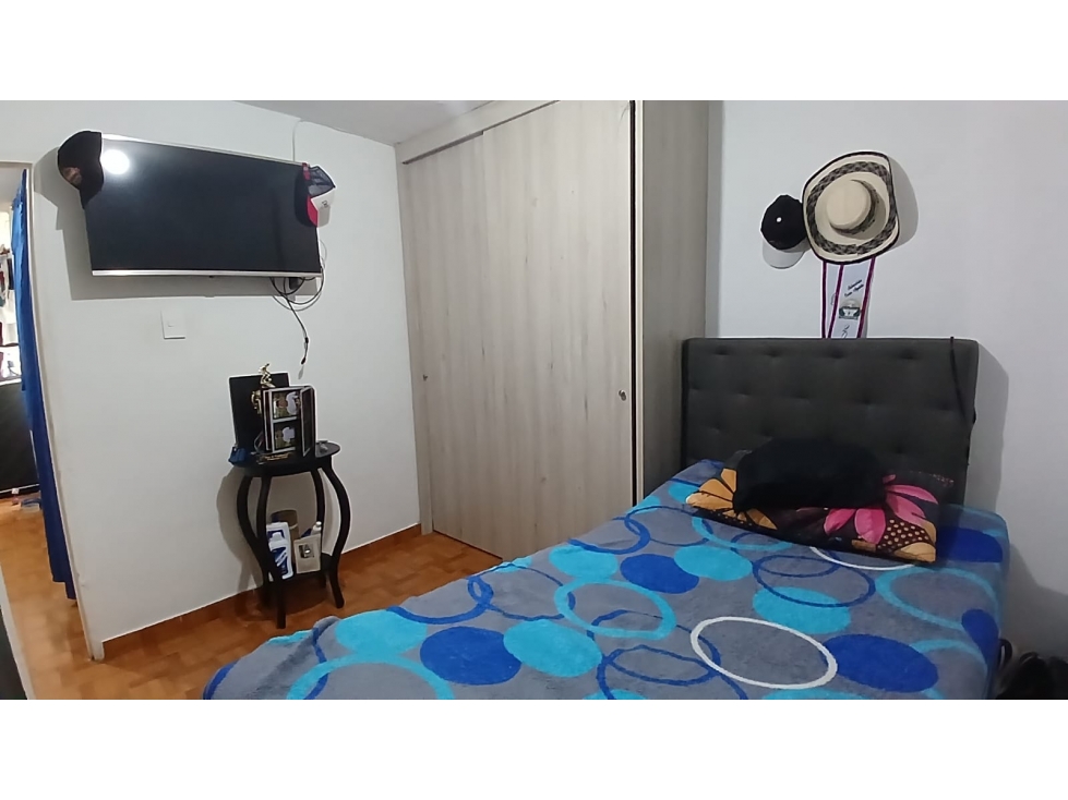 Apartamento en venta en Girardot, Medellín · foto 8 de 18