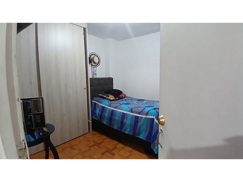 Apartamento en venta en Girardot, Medellín · foto 9 de 18