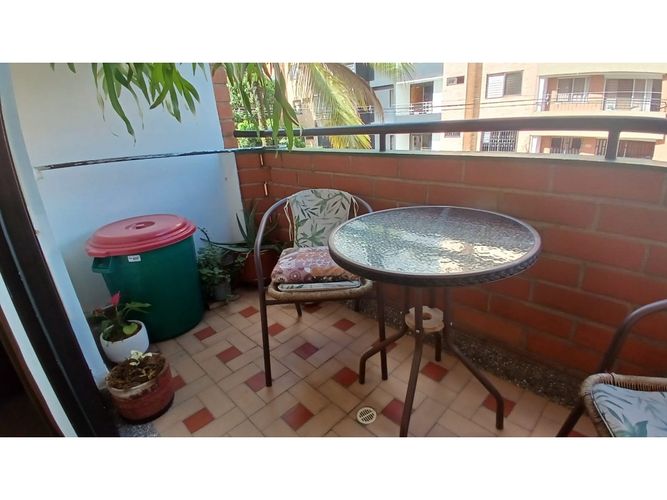 Apartamento de 4 alcobas en venta en Laureles, Medellín, 97 m² · foto 12 de 20