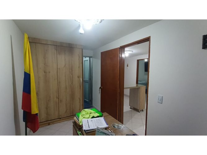 Apartamento en venta en Florencia, Medellín · foto 7 de 14