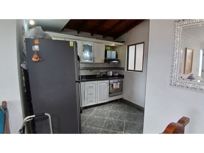 Casa en venta en Fatima, Itagüí · foto 3 de 24