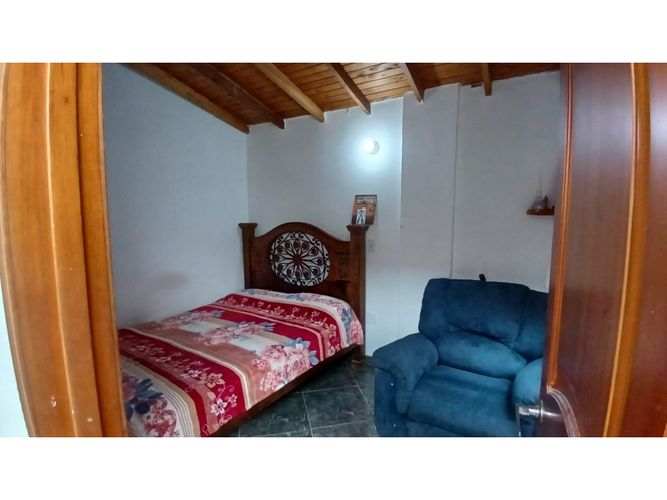 Casa en venta en Fatima, Itagüí · foto 11 de 24