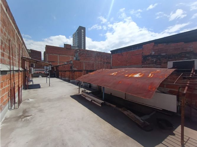 Lote en venta en Centro, Itagüí, 141 m² · foto 3 de 9