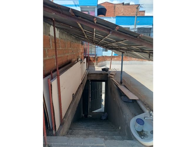 Lote en venta en Centro, Itagüí, 141 m² · foto 6 de 9