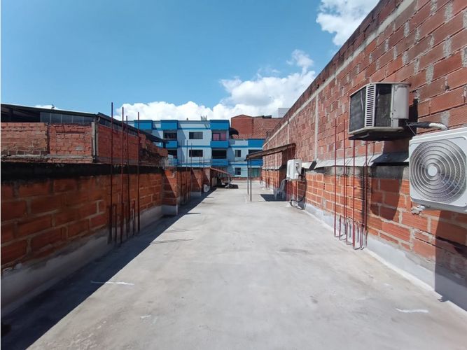 Lote en venta en Centro, Itagüí, 141 m² · foto 8 de 9
