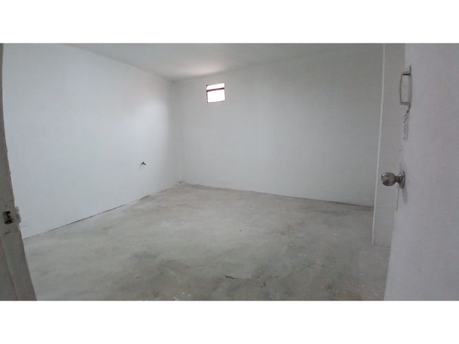 Local en venta en Centro, Itagüí, 680 m² · foto 17 de 24