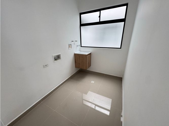 Apartamento de 3 alcobas en venta en Entre Amigos, Sabaneta, 125 m² · foto 15 de 18