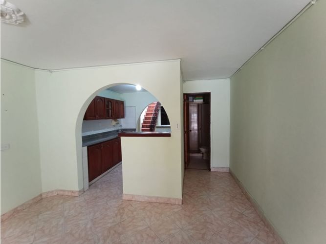 Casa de 3 alcobas en venta en Santa Maria No. 3, Itagüí, 178 m² · foto 4 de 17
