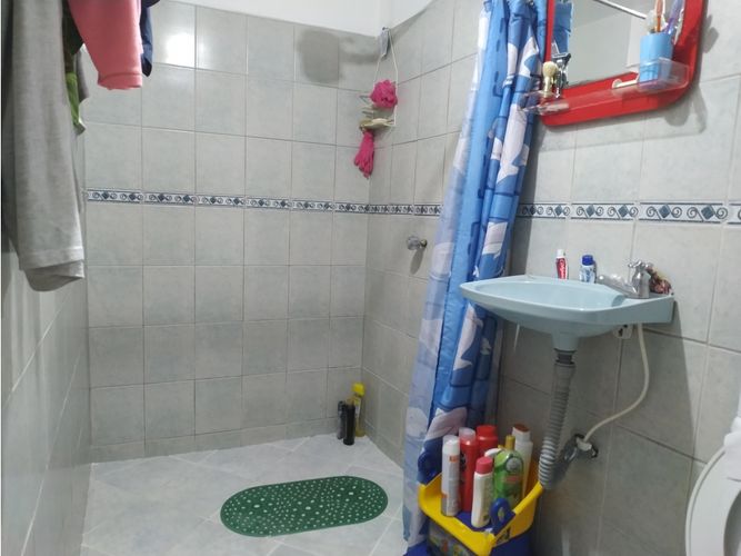 Casa de 10 alcobas en venta en San Fernando, Medellín, 153 m² · foto 9 de 11
