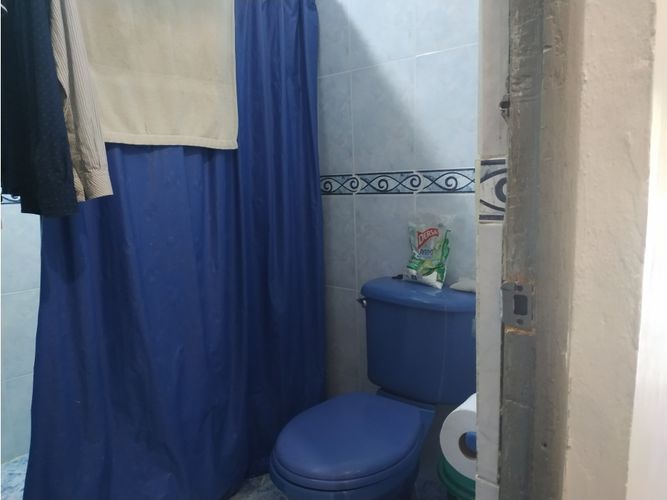 Casa de 10 alcobas en venta en San Fernando, Medellín, 153 m² · foto 10 de 11