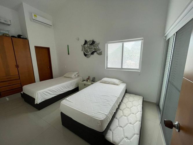 Casa de 4 alcobas en venta en Aqualina, Girardot, 147 m² · foto 8 de 17