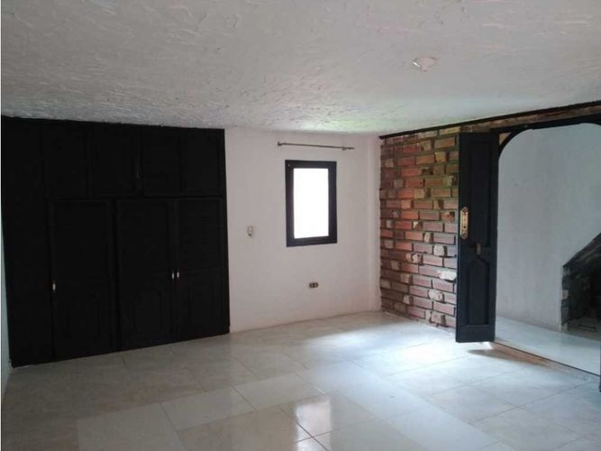 Apartamento de 3 alcobas en venta en Malta, Itagüí, 140 m² · foto 9 de 13