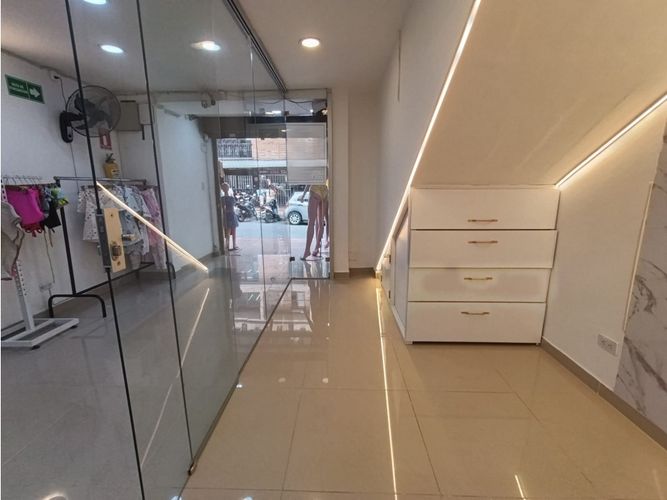 Local en venta en Viviendas Del Sur, Itagüí, 103 m² · foto 3 de 24