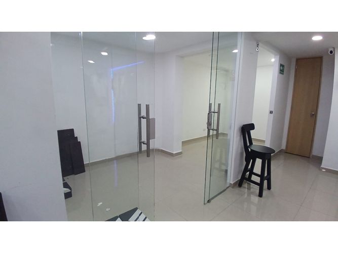 Local en venta en Viviendas Del Sur, Itagüí, 103 m² · foto 24 de 24