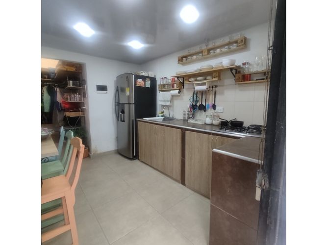 Apartaestudio en venta en Tablazo, Itagüí, 54 m² · foto 3 de 12