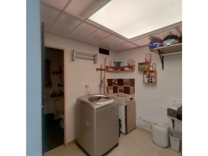Apartaestudio en venta en Tablazo, Itagüí, 54 m² · foto 10 de 12