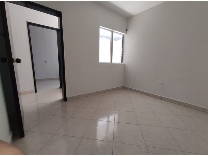 Casa de 5 alcobas en venta en Satexco, Itagüí, 115 m² · foto 7 de 24