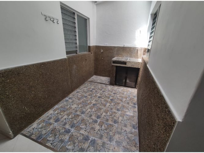 Casa de 5 alcobas en venta en Satexco, Itagüí, 115 m² · foto 9 de 24