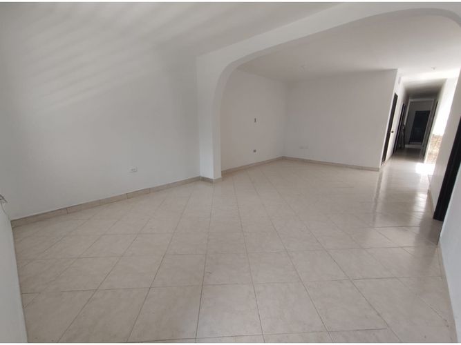 Casa de 5 alcobas en venta en Satexco, Itagüí, 115 m² · foto 15 de 24