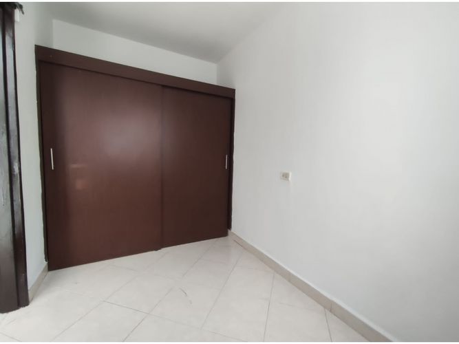 Casa de 5 alcobas en venta en Satexco, Itagüí, 115 m² · foto 16 de 24