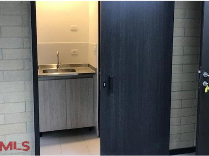 Oficina en venta en Guayabal, Medellín, 73 m² · foto 8 de 13