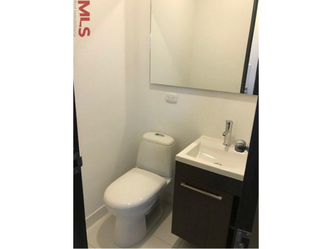 Oficina en venta en Guayabal, Medellín, 73 m² · foto 11 de 13
