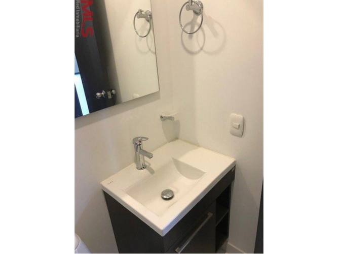 Oficina en venta en Guayabal, Medellín, 73 m² · foto 12 de 13