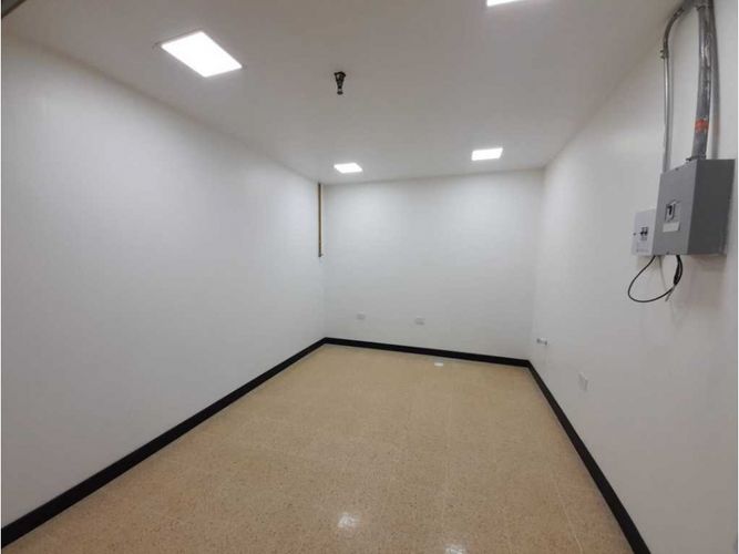 Local en venta en Suramérica, La Estrella, 11 m² · foto 4 de 8
