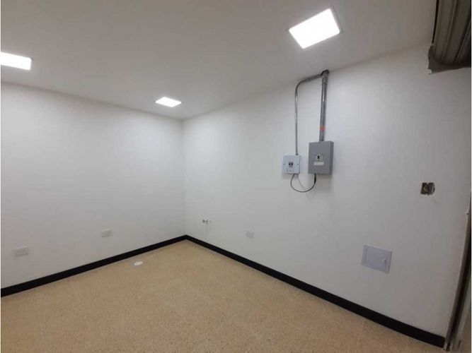 Local en venta en Suramérica, La Estrella, 11 m² · foto 5 de 8