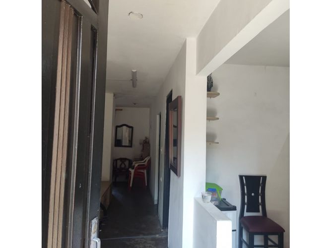 Casa de 12 alcobas en venta en San Gabriel, Itagüí, 256 m² · foto 2 de 24