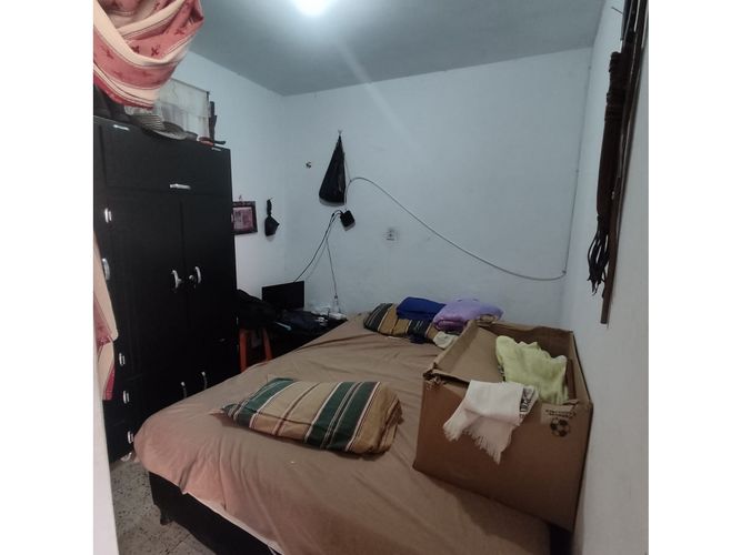 Casa de 12 alcobas en venta en San Gabriel, Itagüí, 256 m² · foto 3 de 24
