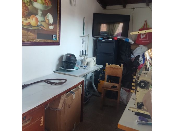 Casa de 12 alcobas en venta en San Gabriel, Itagüí, 256 m² · foto 15 de 24