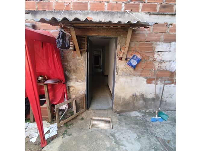 Casa de 12 alcobas en venta en San Gabriel, Itagüí, 256 m² · foto 17 de 24