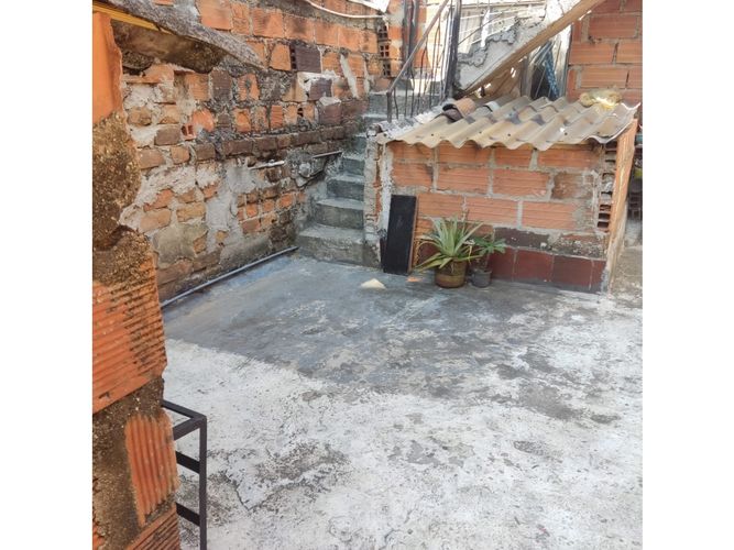 Casa de 12 alcobas en venta en San Gabriel, Itagüí, 256 m² · foto 19 de 24