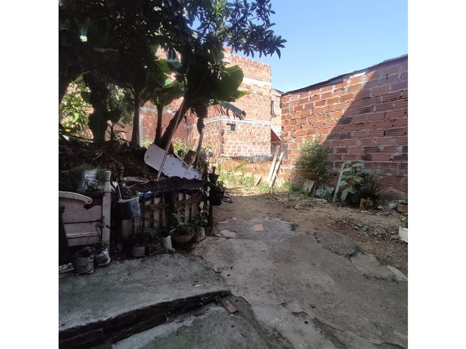 Casa de 12 alcobas en venta en San Gabriel, Itagüí, 256 m² · foto 23 de 24