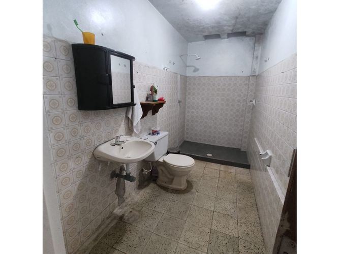 Casa de 12 alcobas en venta en San Gabriel, Itagüí, 256 m² · foto 24 de 24