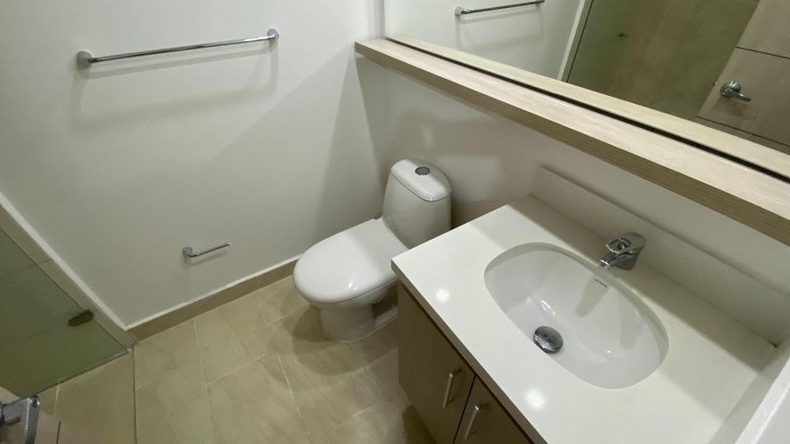 Apartamento de 3 alcobas en venta en Bochalema, Cali, 94 m² · foto 8 de 13