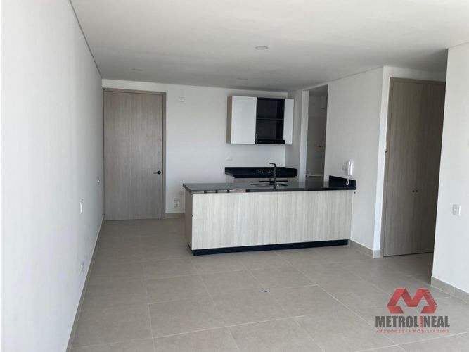 Apartamento de 3 alcobas en arriendo en Manga, Cartagena, 110 m² · foto 4 de 19
