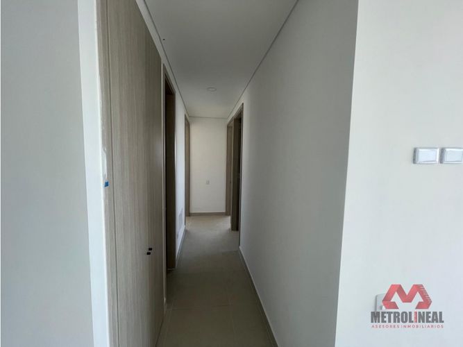 Apartamento de 3 alcobas en arriendo en Manga, Cartagena, 110 m² · foto 7 de 19