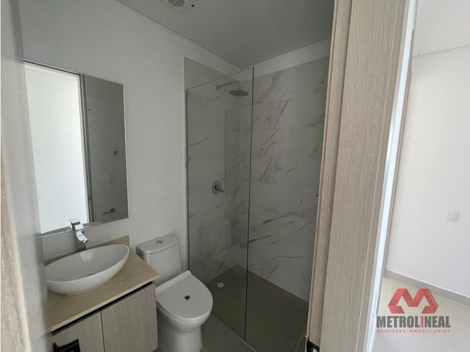 Apartamento de 3 alcobas en arriendo en Manga, Cartagena, 110 m² · foto 8 de 19