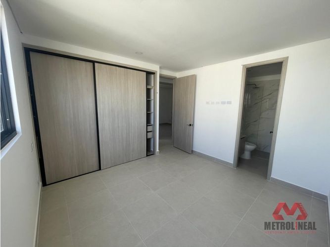 Apartamento de 3 alcobas en arriendo en Manga, Cartagena, 110 m² · foto 16 de 19