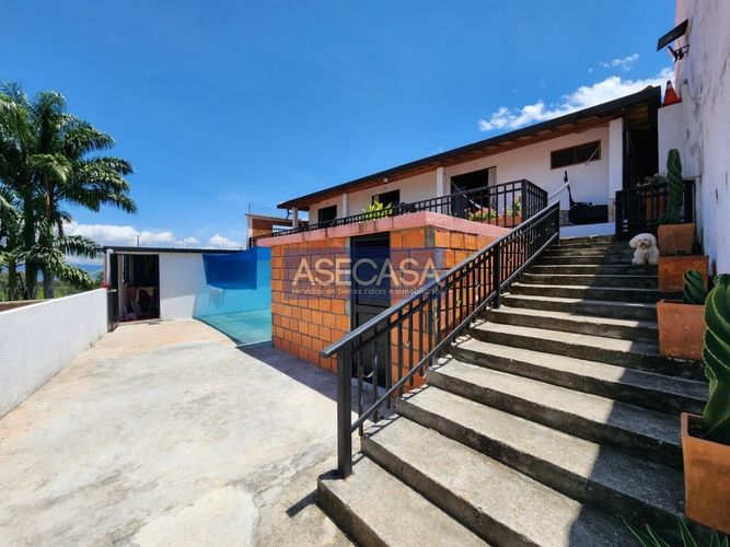 Casa de 3 alcobas en venta en Ruitoque, Girón, 821 m² · foto 19 de 20