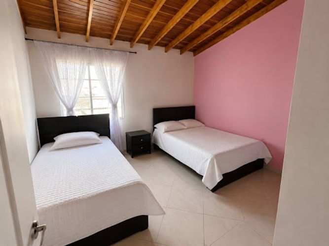 Casa de 4 alcobas en venta en Santa Mónica, Medellín, 187 m² · foto 9 de 14