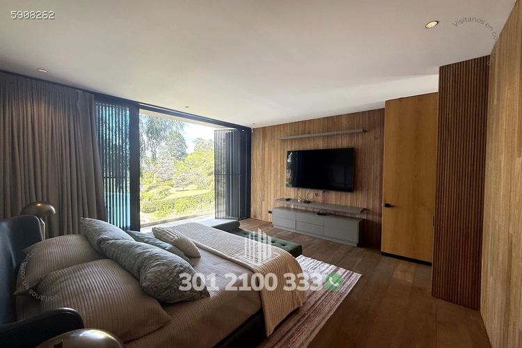 Casa de 3 alcobas en arriendo en Las Palmas, Envigado, 390 m² · foto 17 de 24