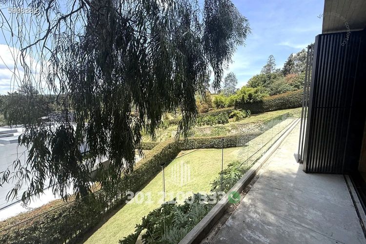 Casa de 3 alcobas en arriendo en Las Palmas, Envigado, 390 m² · foto 19 de 24
