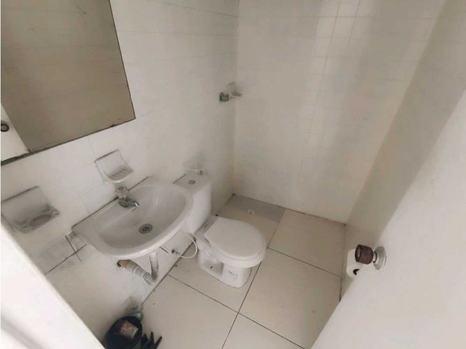 Local en arriendo en Guayacanes, Manizales, 32 m² · foto 5 de 7